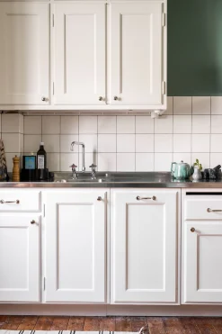 Knopp Slottsstaden förnicklad 16 mm