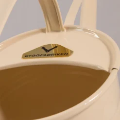 Vattenkanna gräddvit 1,5 liter